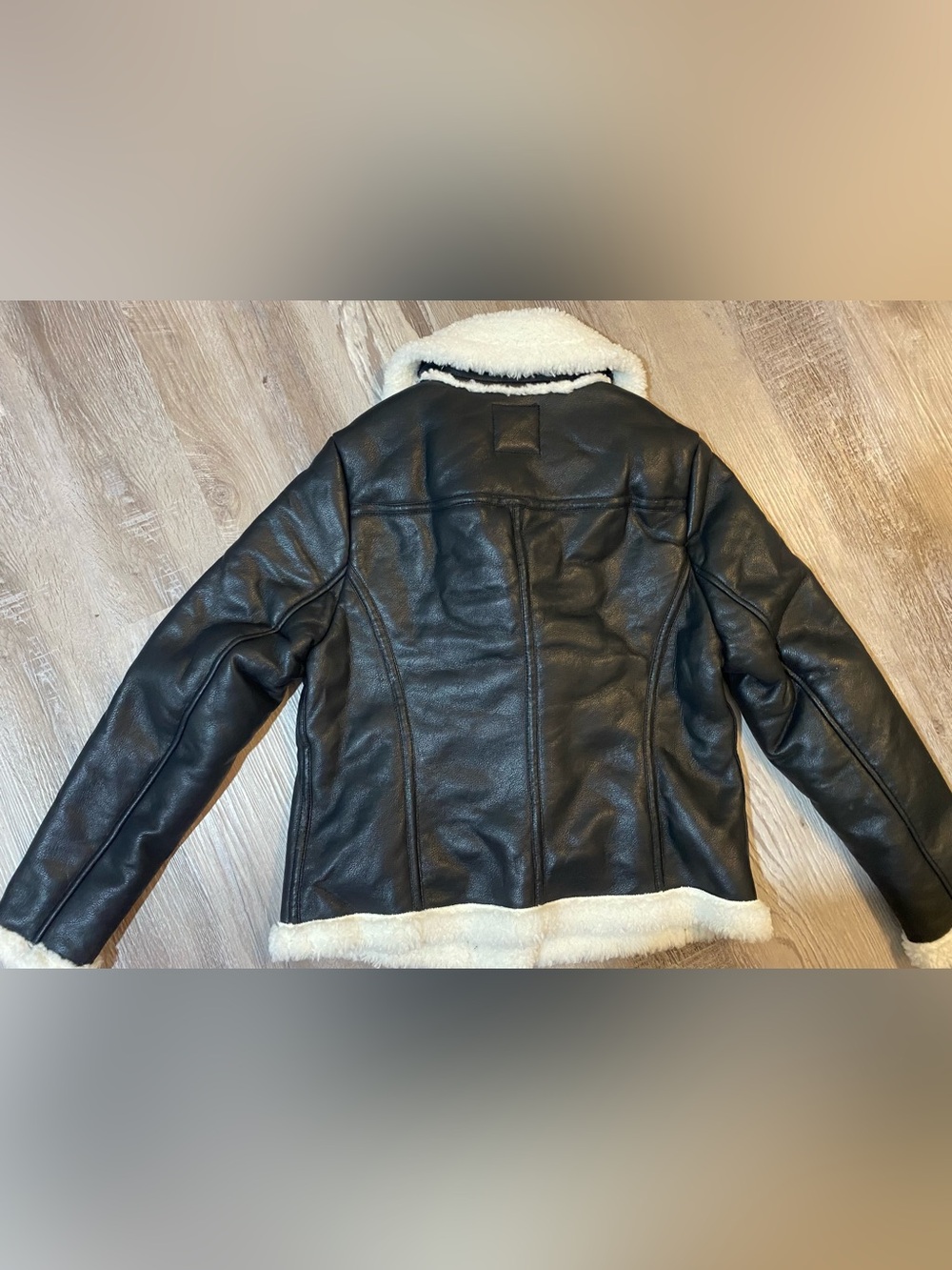 Faux Leather Sherpa Lined Slim Winter Coat Jacket Juniors / Woman's Size Small - Picture 9 of 16